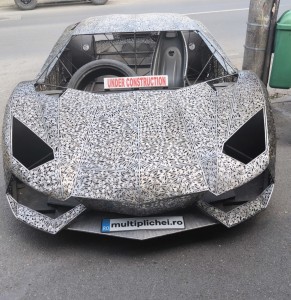 LAMBORGHINI